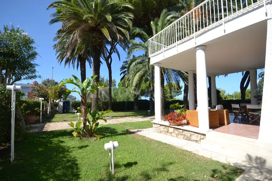 Casa Indipendente in affitto di 180 mq a €2.900 (rif. 43/2025)