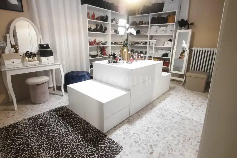 Casa Indipendente in vendita di 225 mq a €155.000 (rif. 2/2026)