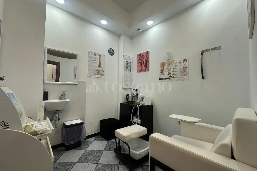 Attività Commerciale in vendita di 160 mq a €89.000 (rif. 2/2026)