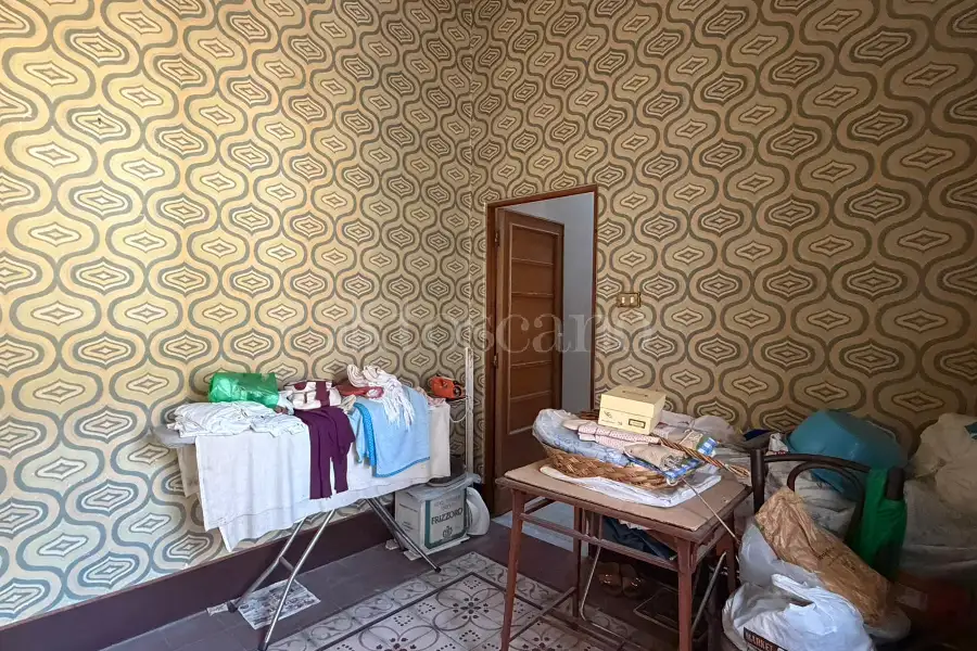 Palazzo in vendita di 263 mq a €248.000 (rif. 118/2026)