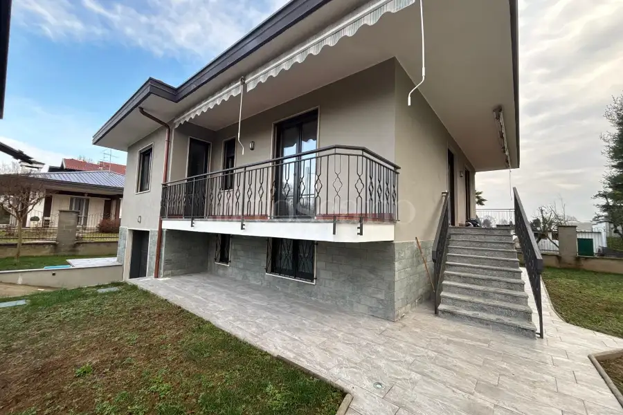 Villa in vendita di 200 mq a €530.000 (rif. 42/2025)