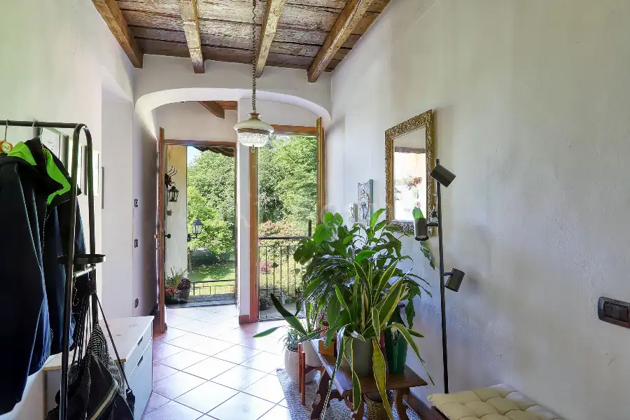 Villa Plurifamiliare in vendita di 310 mq a €515.000 (rif. 161/2026)