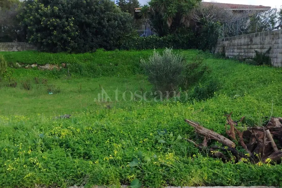 Edificabile Residenziali in vendita di 550 mq a €40.000 (rif. 33/2026)