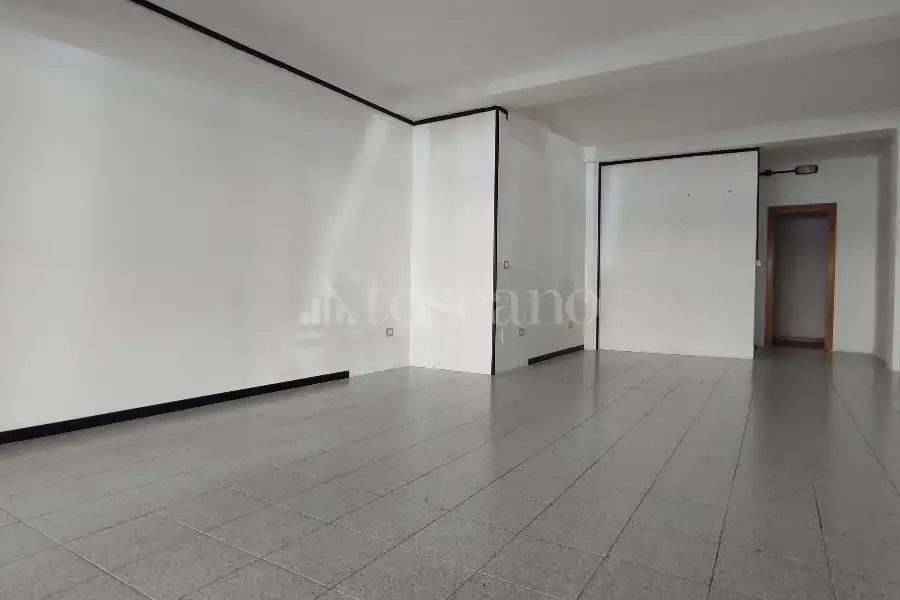 Negozio in vendita di 50 mq a €99.000 (rif. 53/2026)