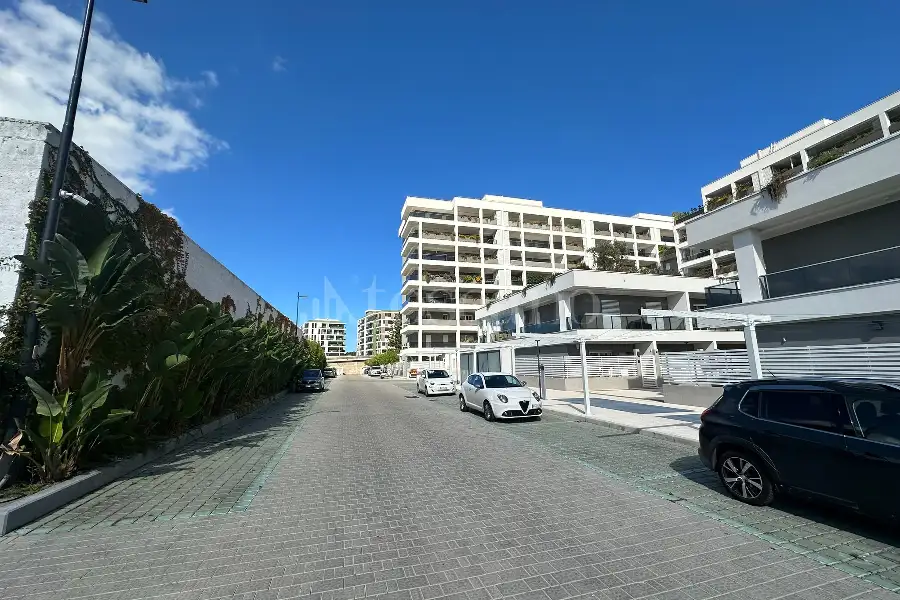 Attico in vendita di 170 mq a €685.000 (rif. 63/2026)