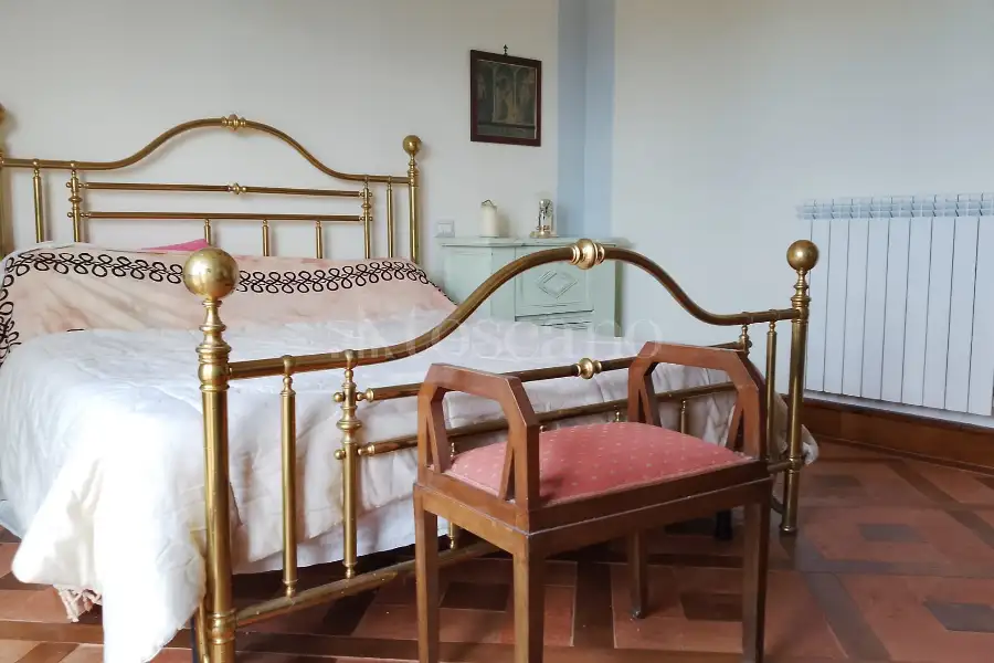 Villa in vendita di 432 mq a €415.000 (rif. 36/2026)