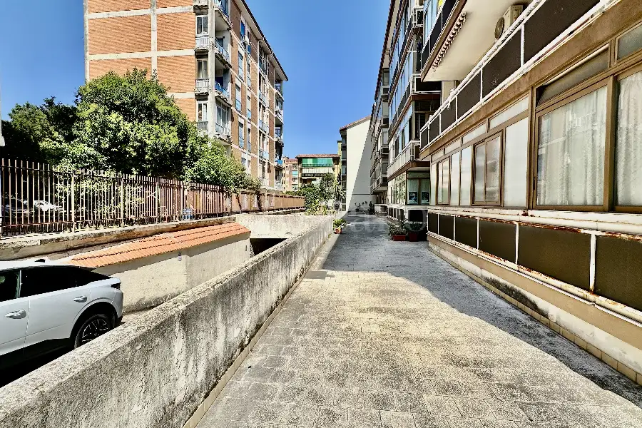 Ufficio in vendita di 150 mq a €229.000 (rif. 11/2026)