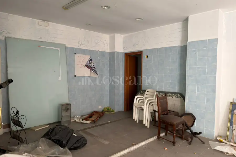 Negozio in vendita di 38 mq a €54.000 (rif. 72/2026)