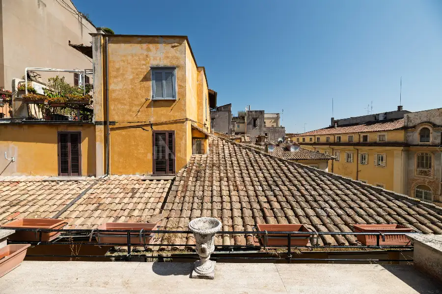 Attico in vendita di 250 mq a €2.700.000 (rif. 46/2026)