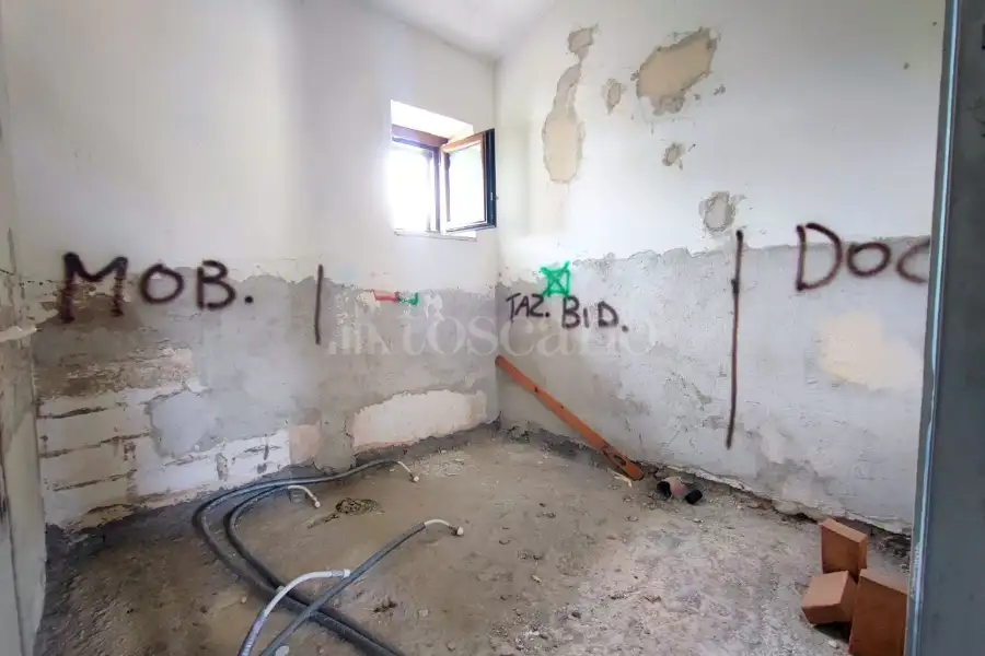 Villa in vendita di 250 mq a €240.000 (rif. 18/2026)