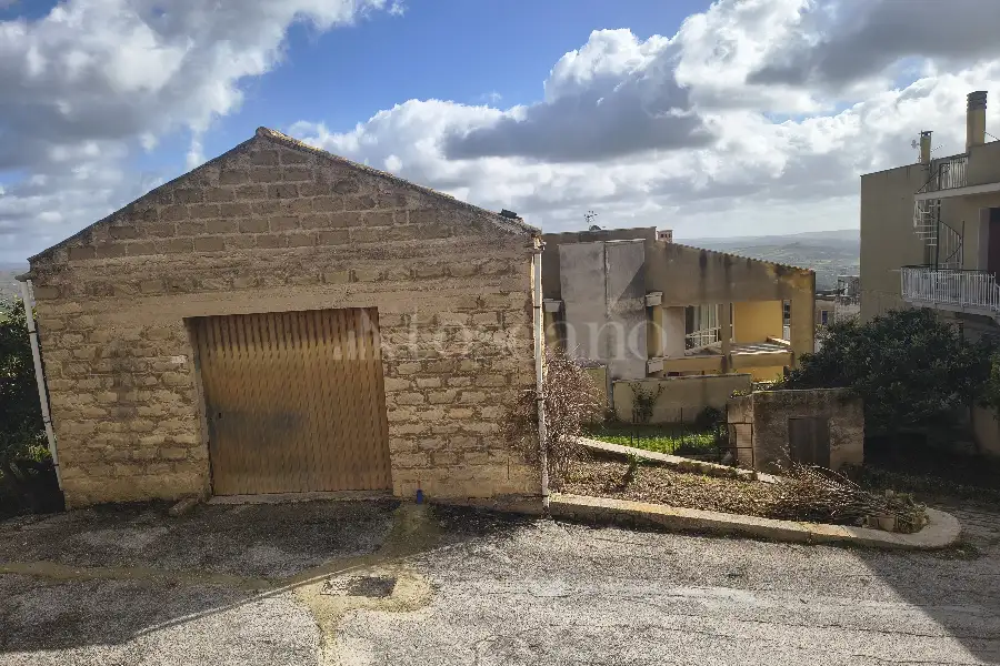 Casa Indipendente in vendita di 165 mq a €115.000 (rif. 7/2026)