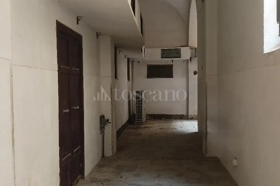 Casa in affitto di 267 mq a €1.350 (rif. 22/2026)