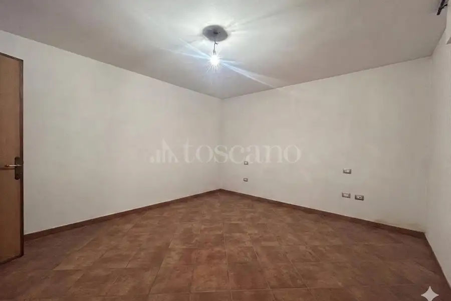 Magazzino in vendita di 143 mq a €195.000 (rif. 28/2026)