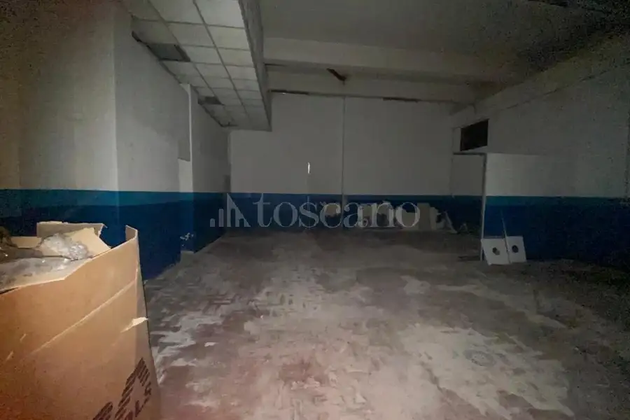 Magazzino in vendita di 1.000 mq a €289.000 (rif. 76/2026)