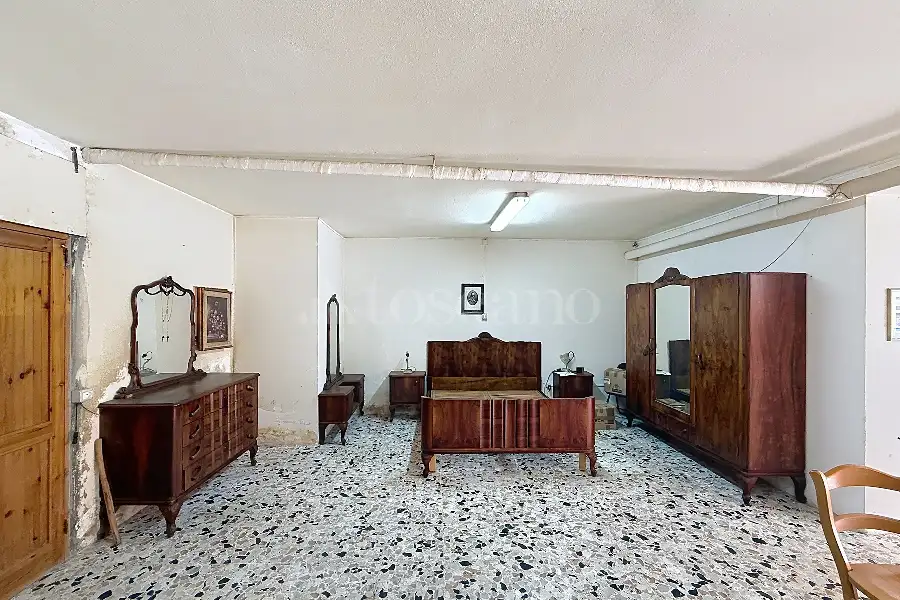 Laboratorio in vendita di 120 mq a €69.000 (rif. 150/2026)