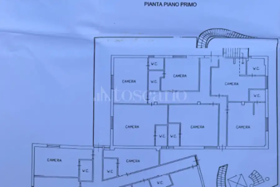Palazzo in affitto di 500 mq a €5.800 (rif. 216/2025)