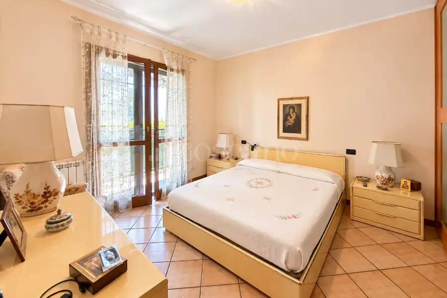 Villa Plurifamiliare in vendita di 220 mq a €545.000 (rif. 12/2026)
