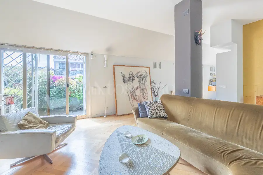 Casa in vendita di 210 mq a €2.600.000 (rif. 45/2026)