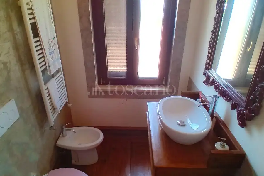 Villa in vendita di 432 mq a €415.000 (rif. 36/2026)