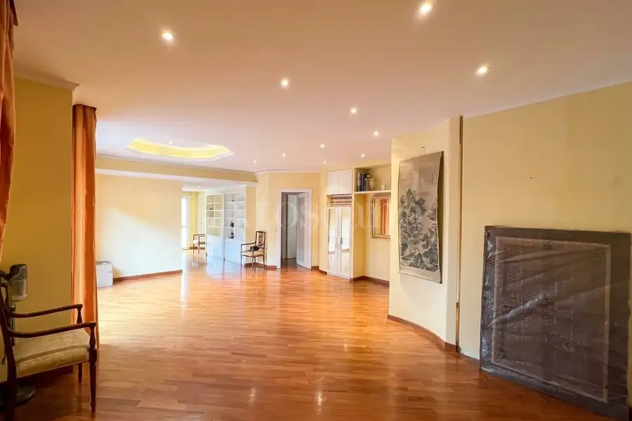 Casa in vendita di 172 mq a €690.000 (rif. 33/2026)