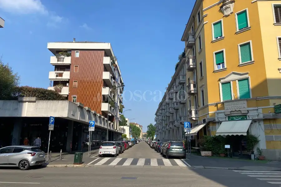 Negozio in affitto di 50 mq a €850 (rif. 3/2026)