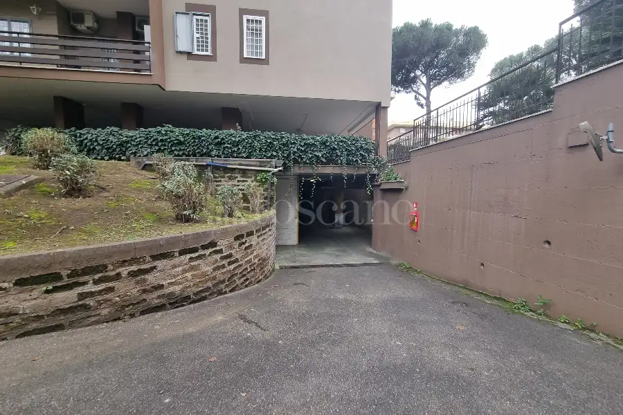 Box in vendita di 12 mq a €25.000 (rif. 1/2026)