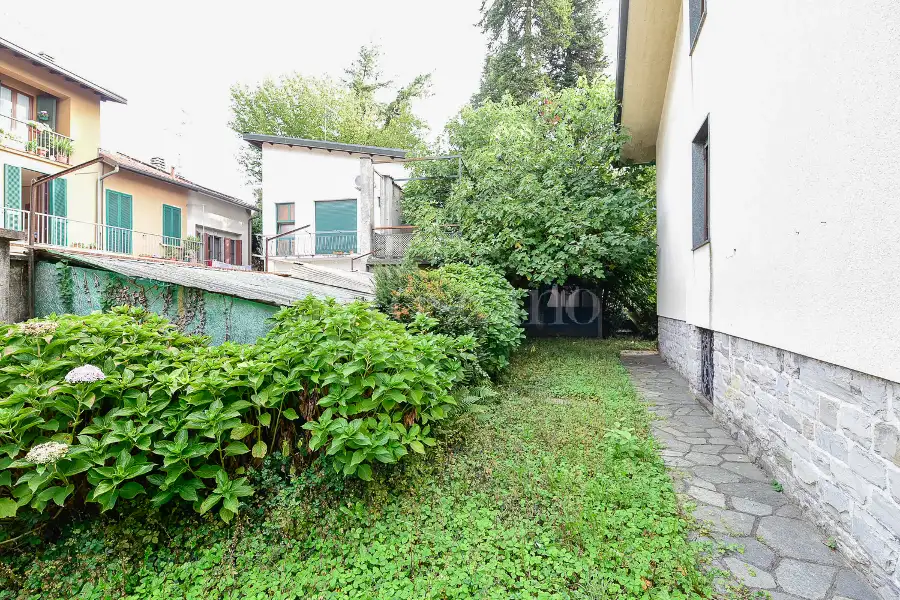 Villa in vendita di 240 mq a €440.000 (rif. 35/2026)