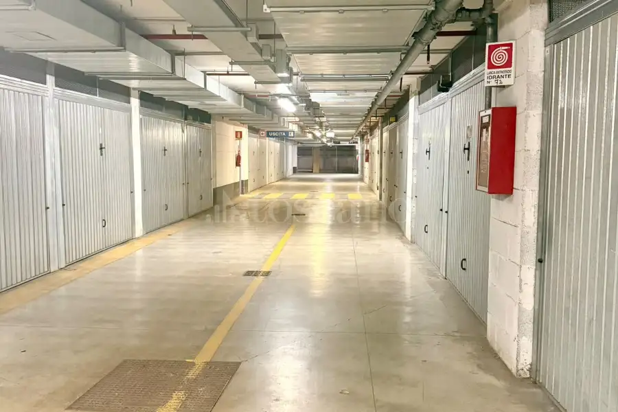 Box in vendita di 16 mq a €95.000 (rif. 34/2026)