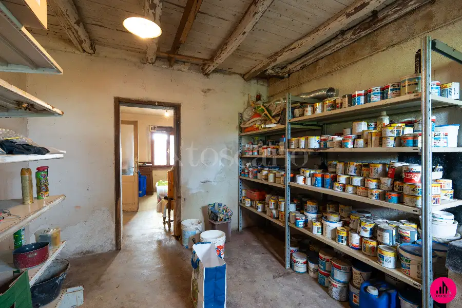 Casale in vendita di 375 mq a €180.000 (rif. 21/2026)