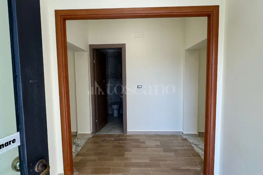 Negozio in affitto di 100 mq a €1.000 (rif. 22/2026)