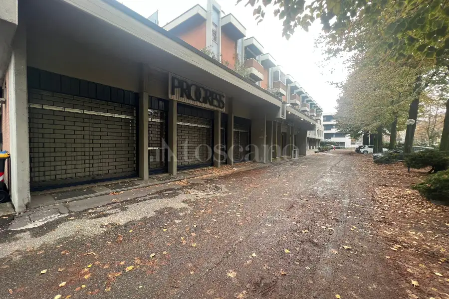 Negozio in vendita di 158 mq a €129.000 (rif. 5/2026)