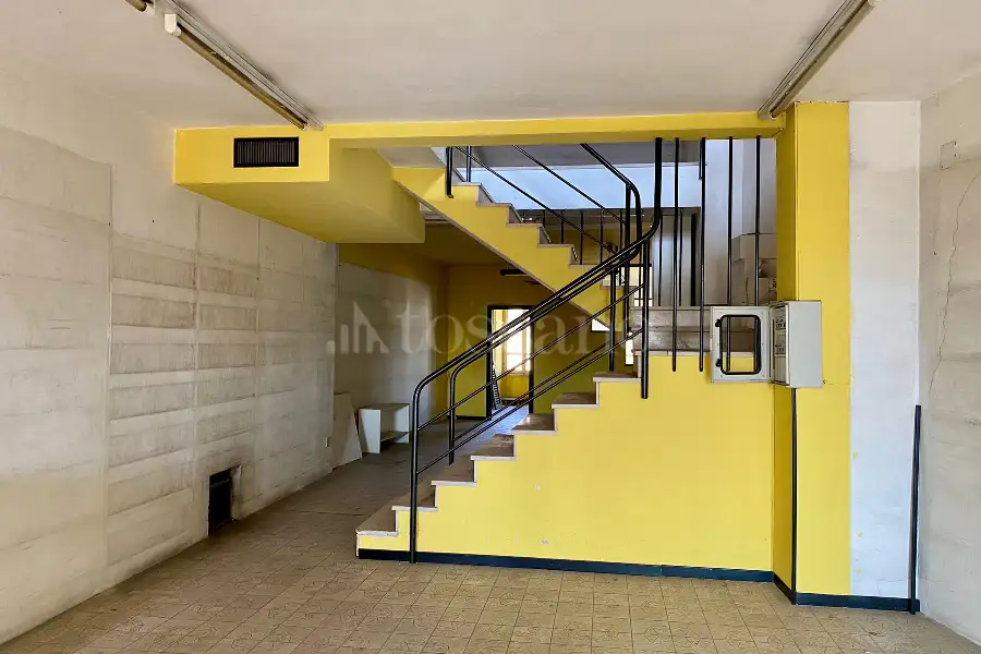 Palazzo in vendita di 490 mq a €459.000 (rif. 48/2024)