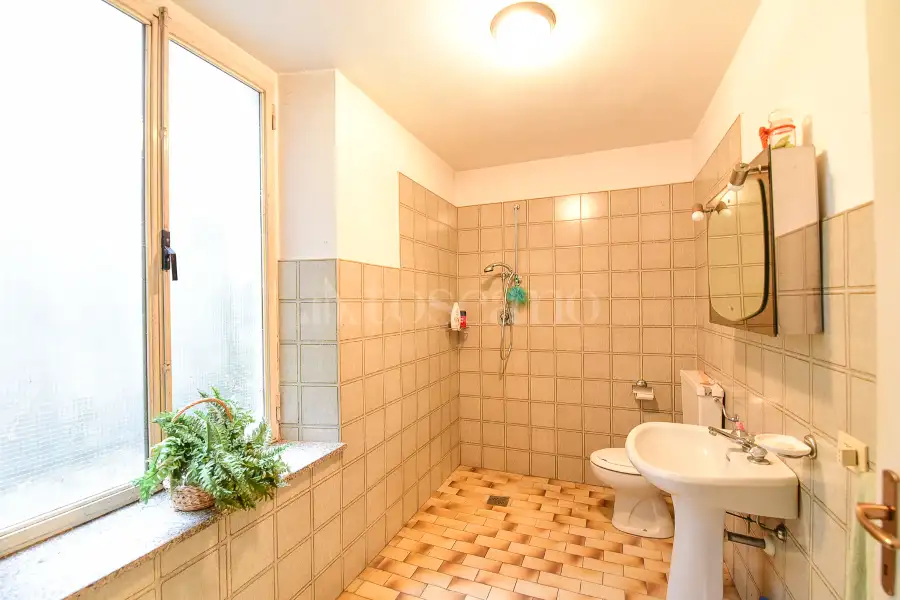 Villa in vendita di 325 mq a €595.000 (rif. 3/2026)