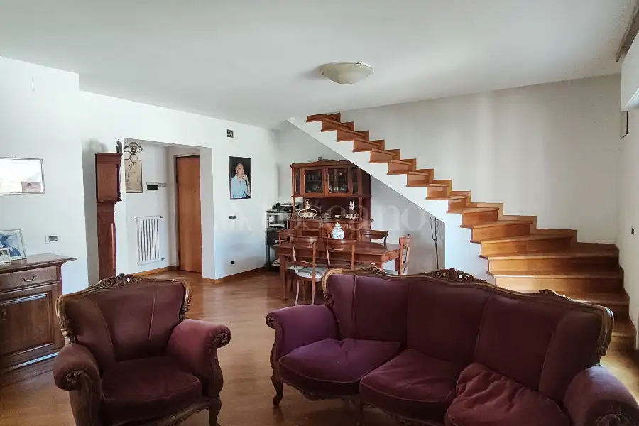 Casa in vendita di 163 mq a €220.000 (rif. 34/2026)