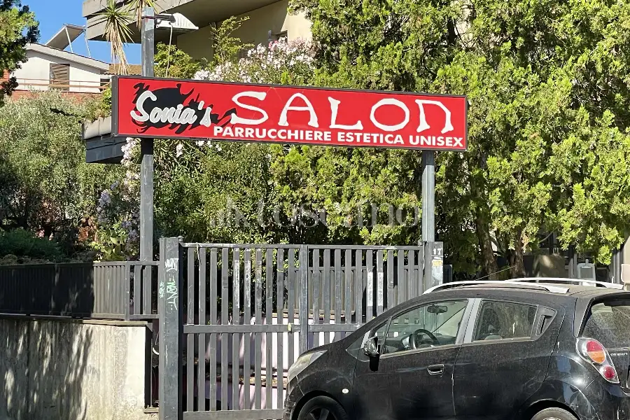 Negozio in affitto di 230 mq a €1.250 (rif. 38/2025)