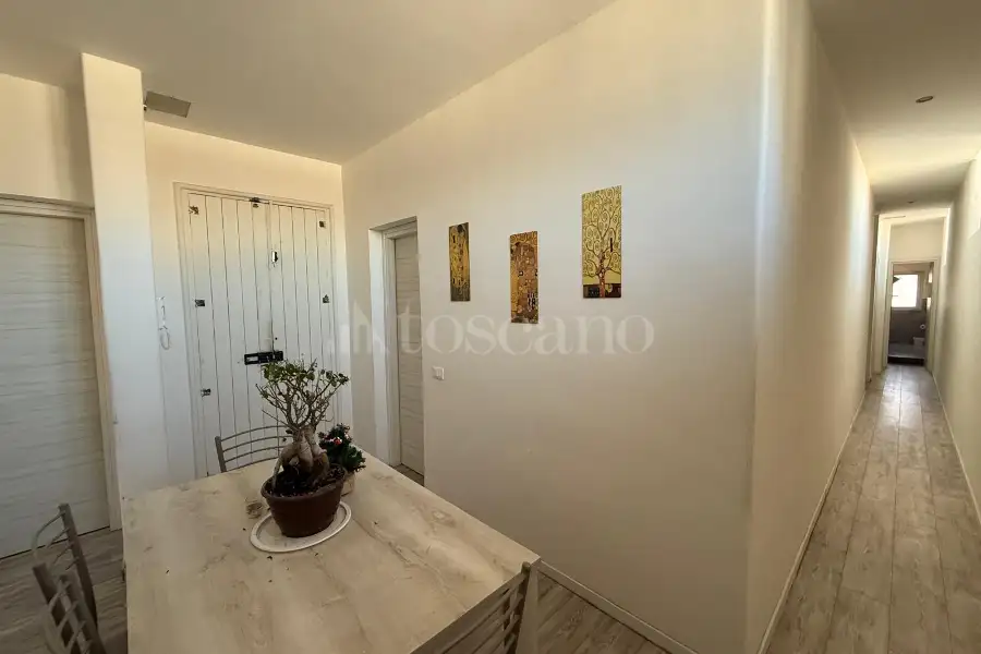Attico in vendita di 100 mq a €350.000 (rif. 1/2026)