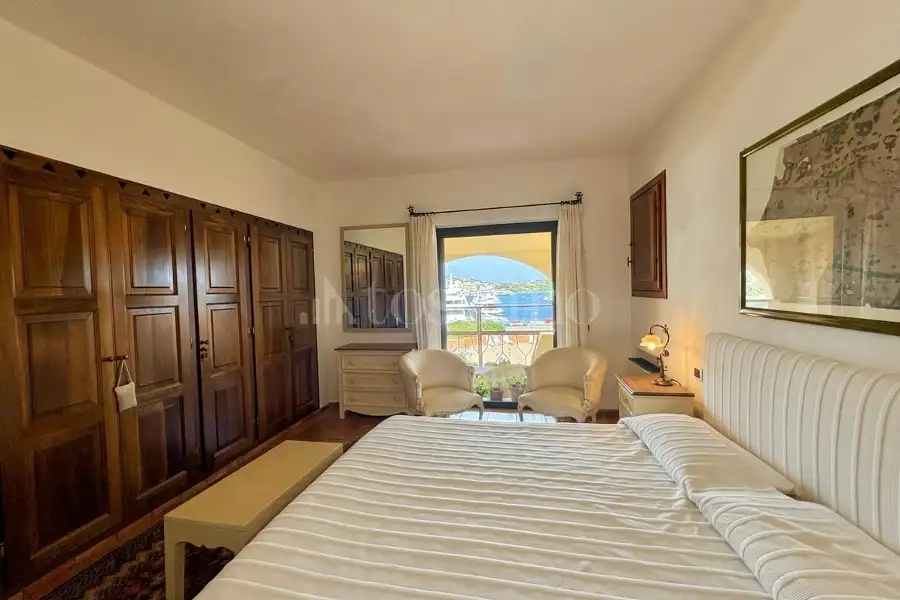 Casa in vendita di 230 mq a €3.500.000 (rif. 17/2026)