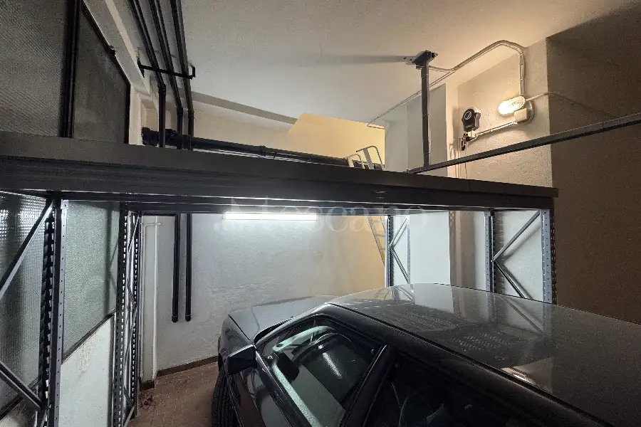 Box in affitto di 19 mq a €900 (rif. 73/2026)