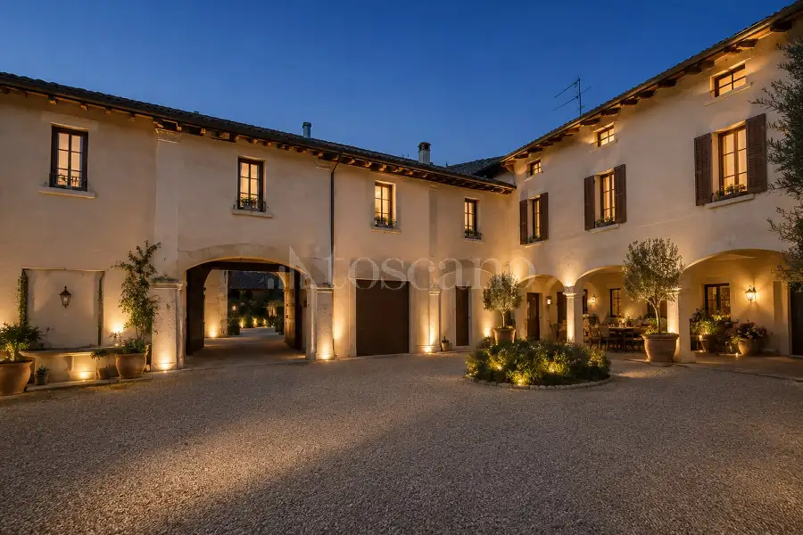 Casale in vendita di 1.300 mq a €560.000 (rif. 65/2023)