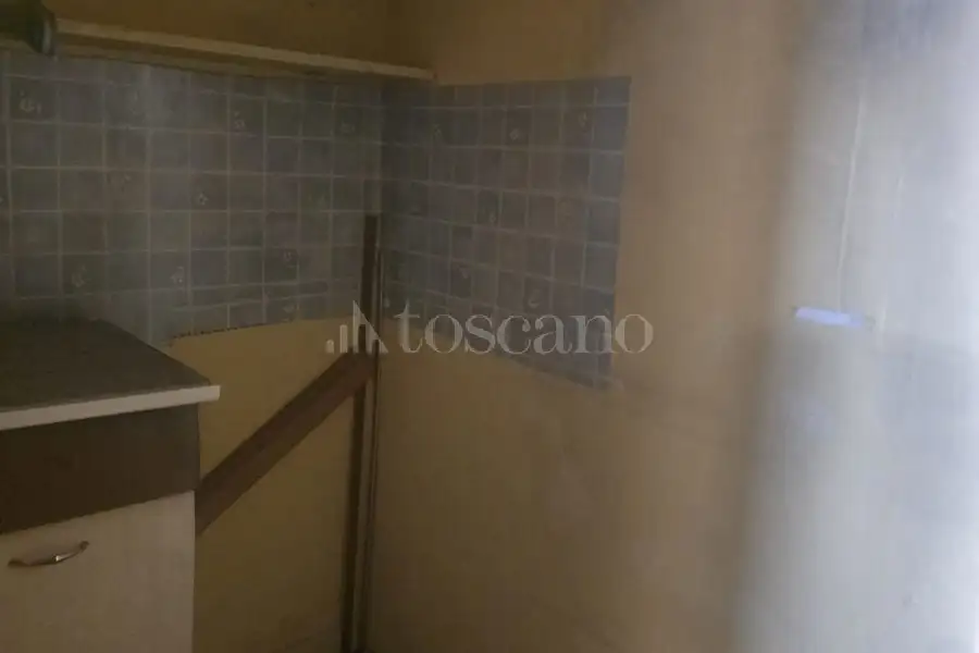 Negozio in affitto di 246 mq trattativa riservata (rif. 27/2026)