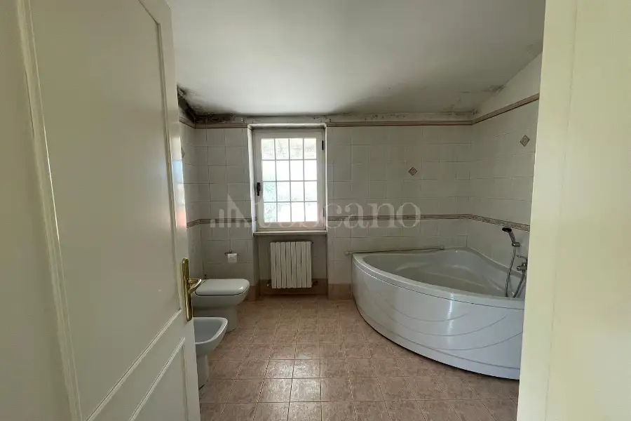 Villa in vendita di 322 mq a €175.000 (rif. 39/2026)