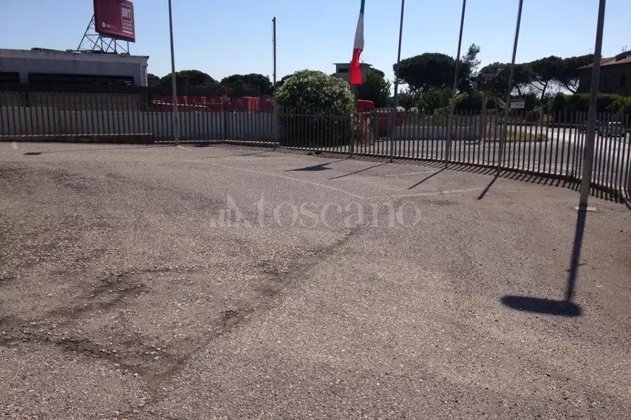 Negozio in vendita di 200 mq a €210.000 (rif. 55/2026)