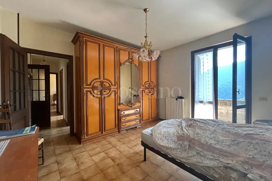 Villa Bifamiliare in vendita di 202 mq a €110.000 (rif. 57/2026)