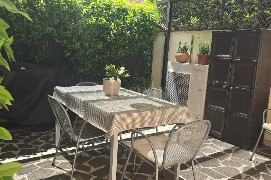 Villa Plurifamiliare in vendita di 250 mq a €298.000 (rif. 36/2026)