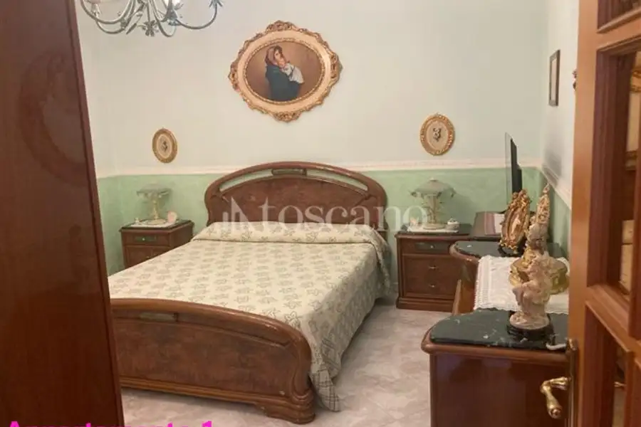 Palazzo in vendita di 366 mq a €398.000 (rif. 84/2025)