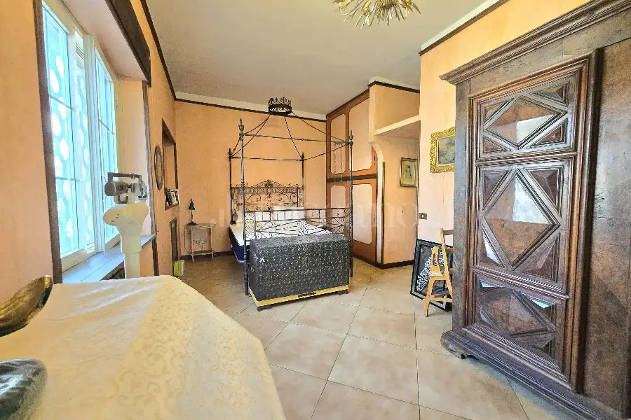 Villa in vendita di 310 mq a €550.000 (rif. 14/2026)