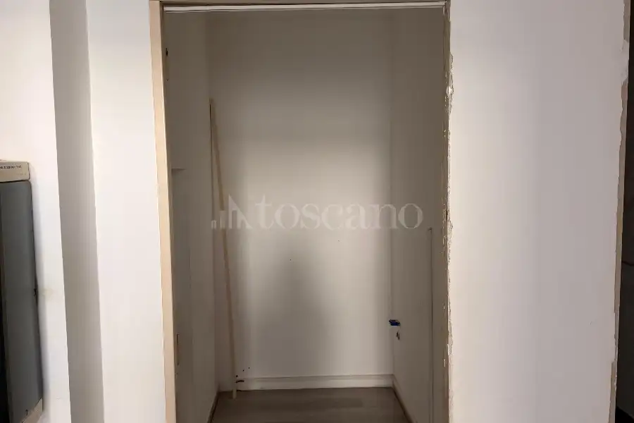Negozio in affitto di 76 mq a €1.200 (rif. 71/2026)