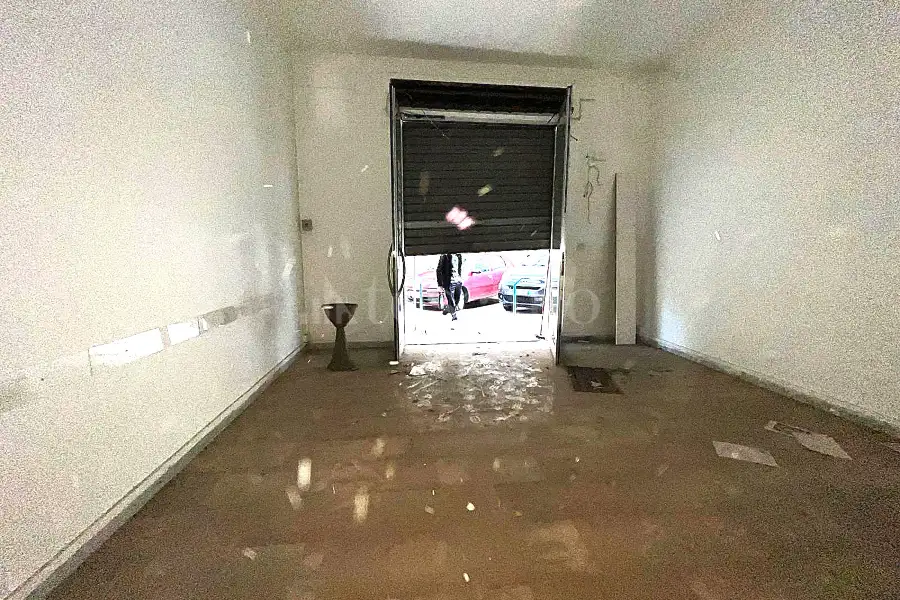 Negozio in affitto di 90 mq a €680 (rif. 56/2025)