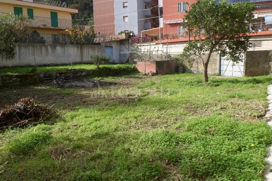 Villa in vendita di 225 mq a €100.000 (rif. 98/2016)