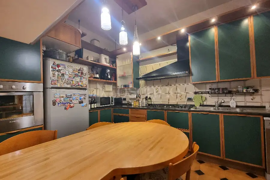 Villa Bifamiliare in vendita di 184 mq a €360.000 (rif. 42/2025)